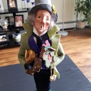 2009 Byers Choice Christmas Caroler